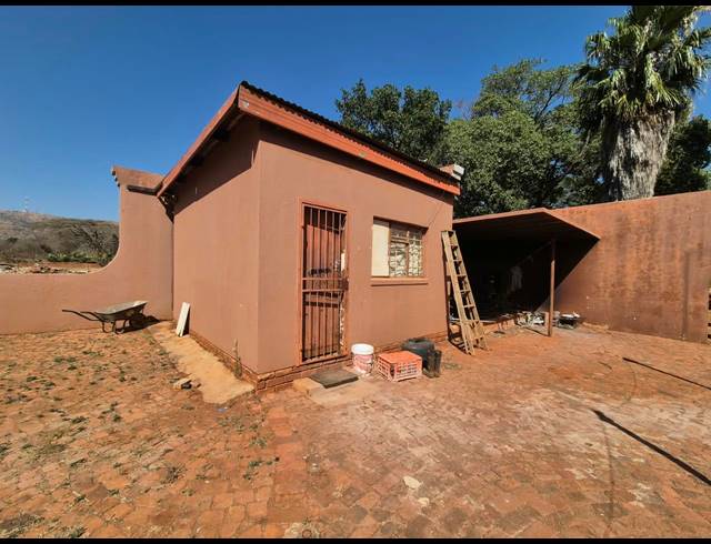 FARM FOR SALE IN DE WILDT